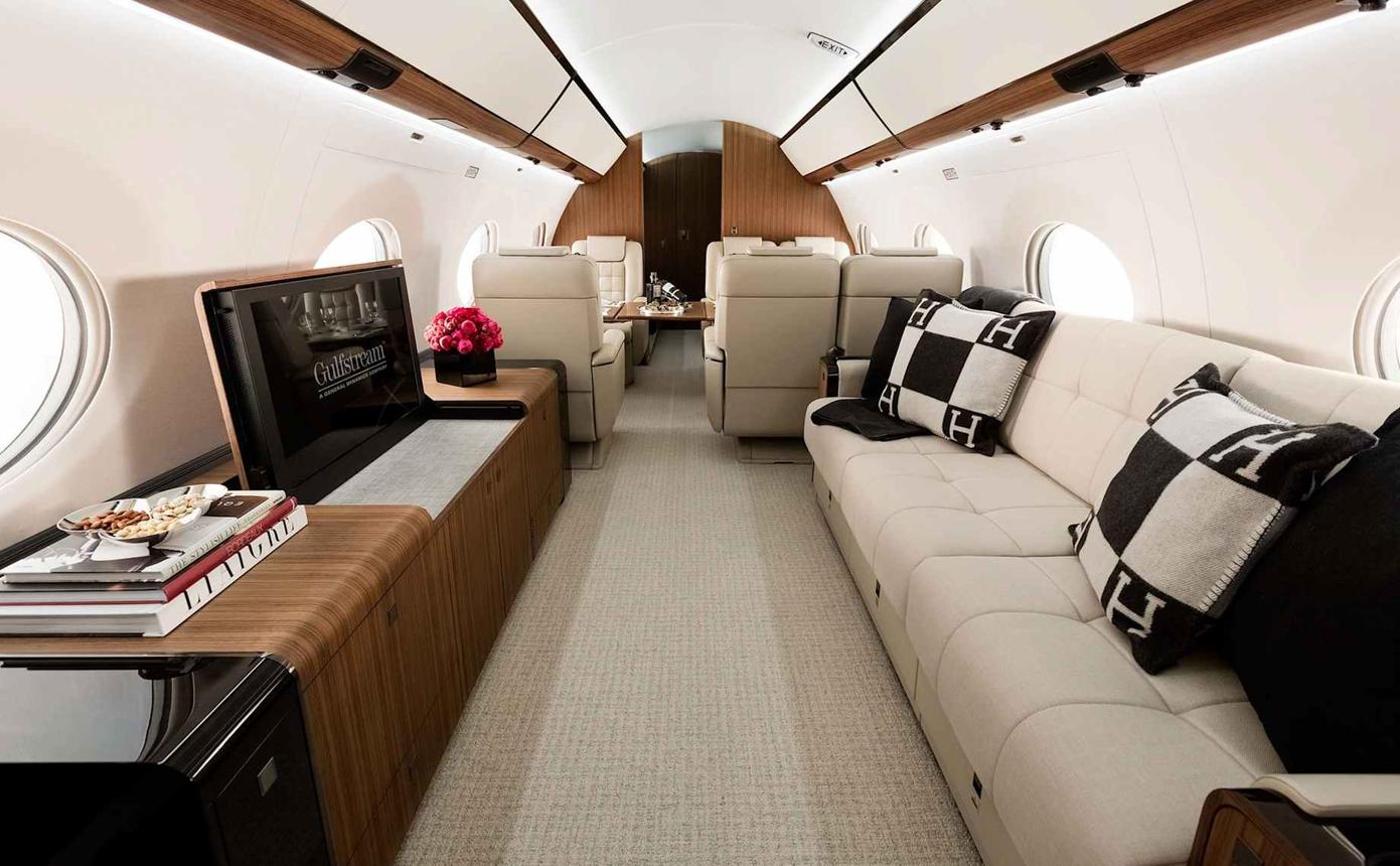 Before aircraft cabin maintained to UAC standard